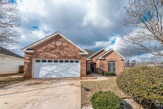Building Photo - 100 Oldfield Ct