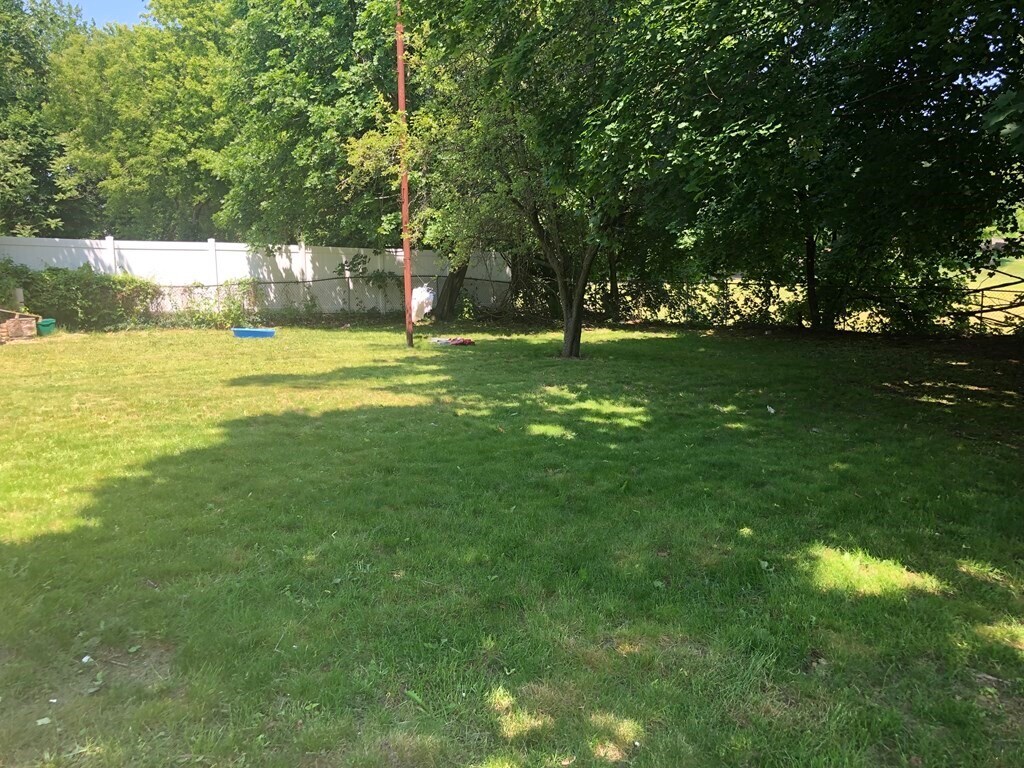 12 Sanford Ave Unit 1, Cumberland, RI 02864 Room for Rent in