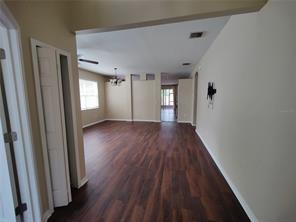 Foto del edificio - 6655 Cambridge Park Dr