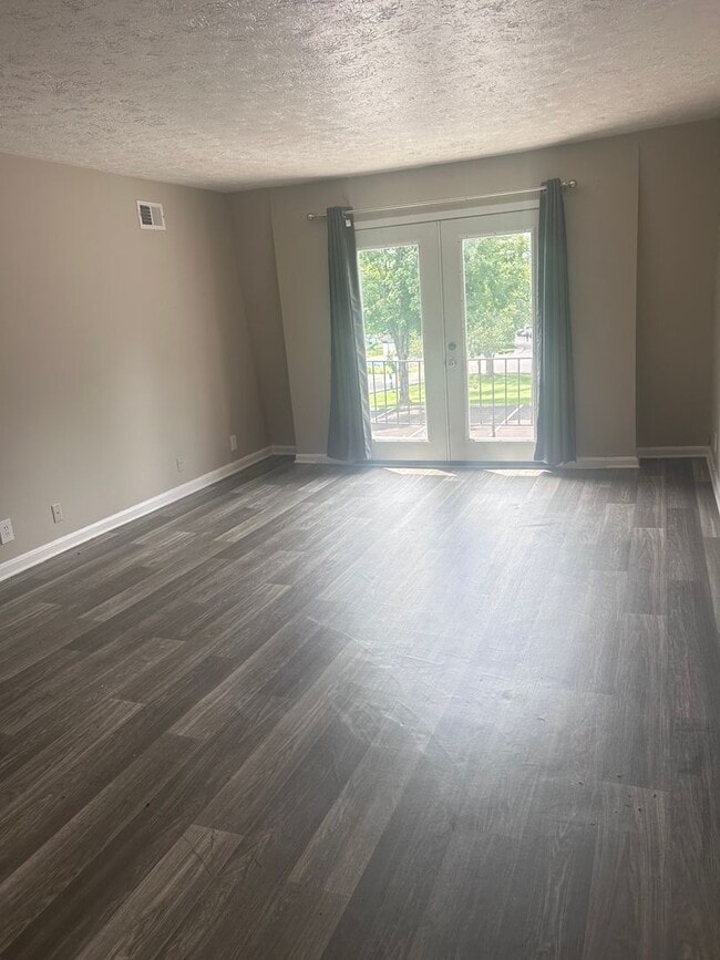 Interior Photo - Parkwood Place