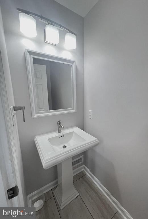 Foto principal - 13939 Bailiwick Terrace