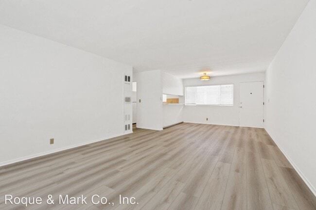 Foto del edificio - 1 br, 1 bath Apartment - 303 California Av...