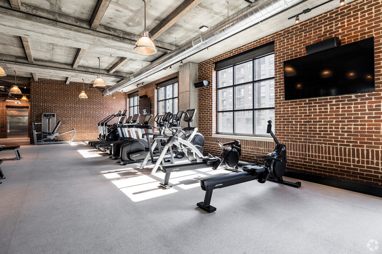 Gimnasio - Salt Lake Crossing