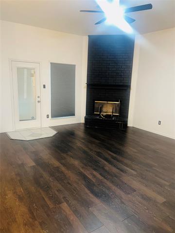 Foto del edificio - 702 Kristi Ln