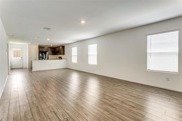 Foto del edificio - 5605 Timber Pt Dr
