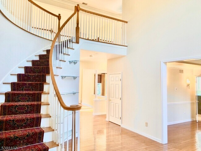 Foto del edificio - 43 Rosewood Ct