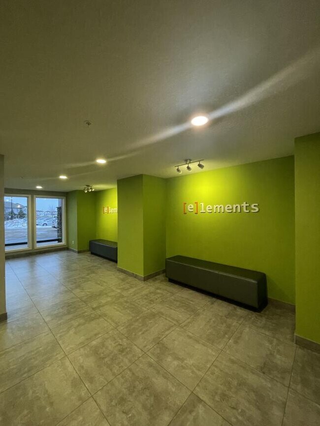 Building Photo - 2.0 bedroom in Edmonton Alberta T6X 0G6