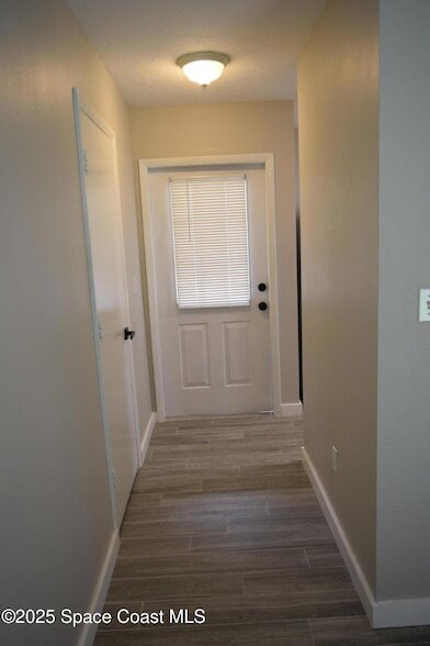 Foto del edificio - 1234 Randy Ave SE