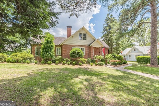 Photo - 1878 Cambridge Ave House