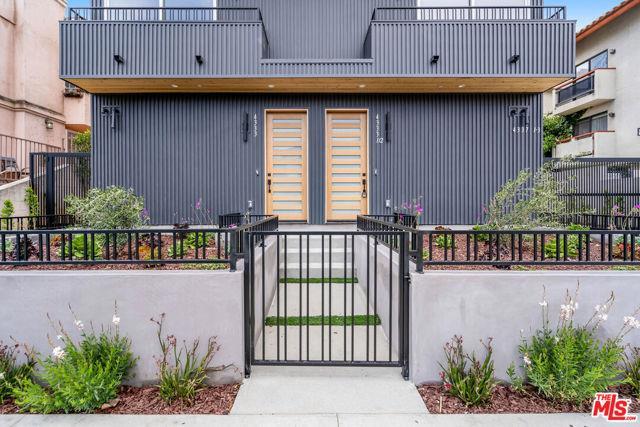 Foto principal - 4337 Dixie Canyon Ave