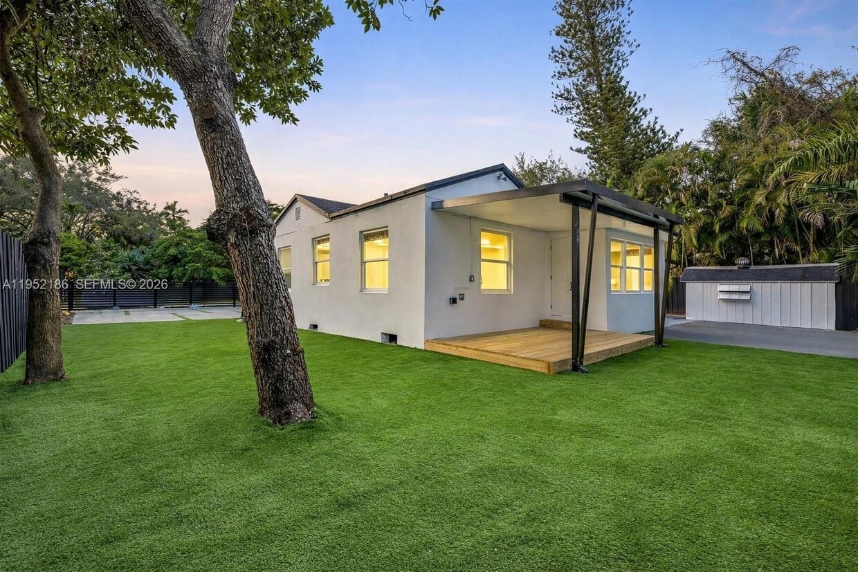 Foto del edificio - 8281 NE 2nd Ct