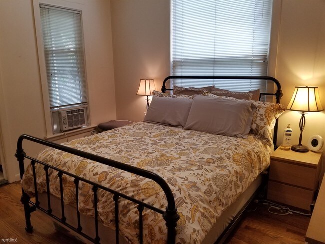 Foto del edificio - 1 br, 1 bath Apartment - 314 Packard St 1