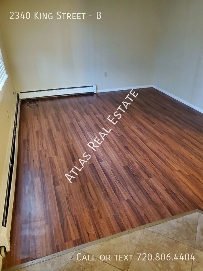 Foto del edificio - **Coming Soon*** SPACIOUS TWO BEDROOM APAR...