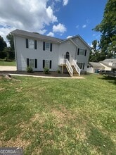 Building Photo - 1206 St Andrews Dr