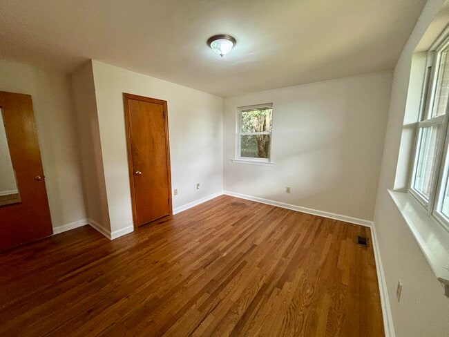 Building Photo - 1012 Georgia Ave