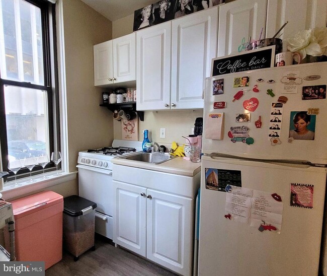 Foto del edificio - 135 S 19th St