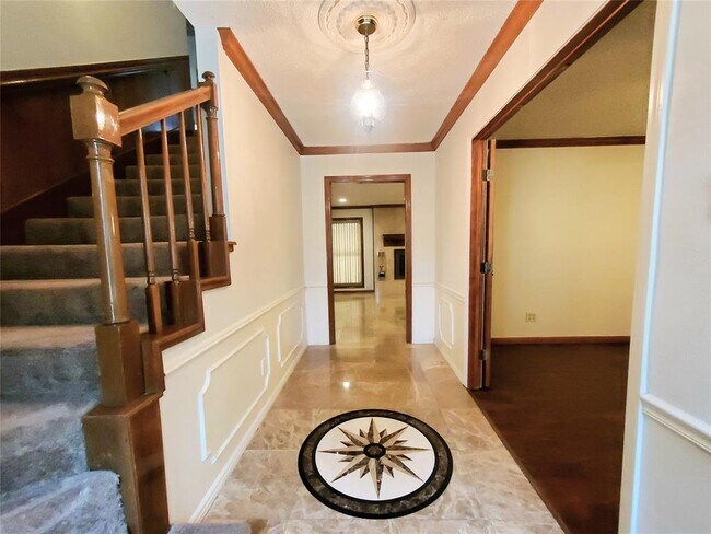 Foto del edificio - 1102 Suwanee Ln