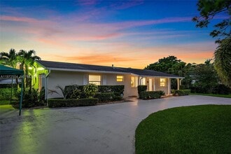 Building Photo - 4912 S Kay St