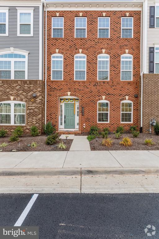 Building Photo - 24612 Durindal Terrace