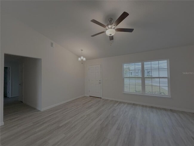 Foto del edificio - 678 Walkertown Dr