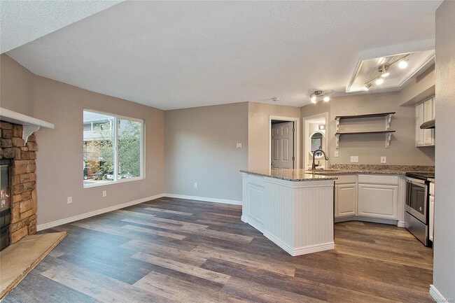 Building Photo - 5250 S Huron Way