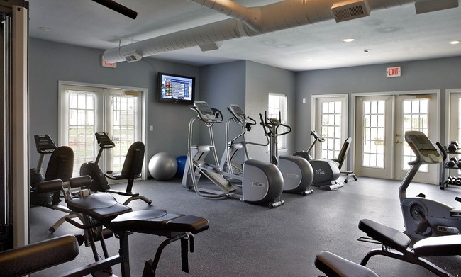 24 Hour Fitness Center - Pepperwood Apartments