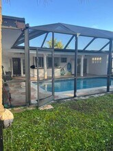 Building Photo - 7618 Dilido Blvd