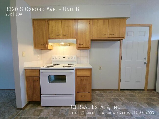 Building Photo - 3320 S Oxford Ave