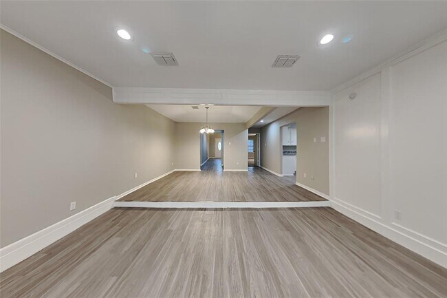 Foto del edificio - 2318 Turtle Creek Dr