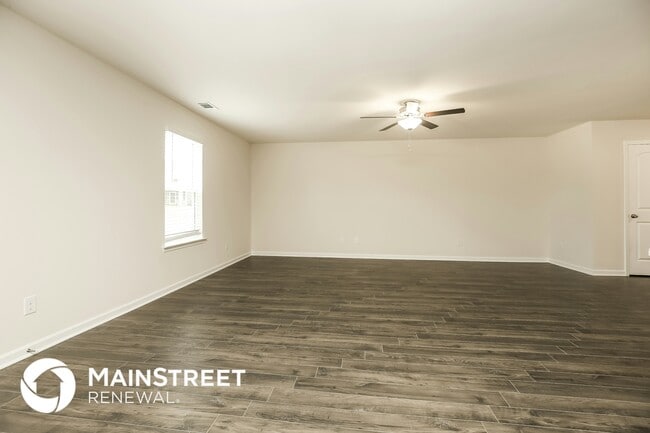 Foto del edificio - 217 Renwick Dr