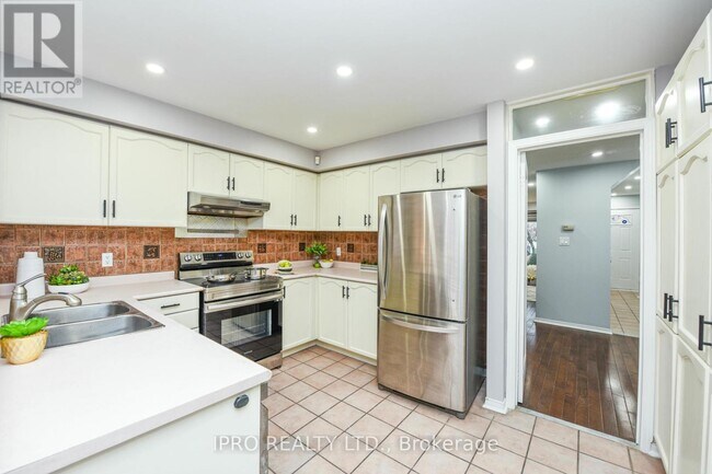 Building Photo - 22 Desert Sand Dr