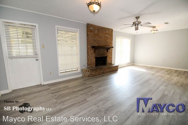 Building Photo - 3 br, 2 bath House - 9703 Chalet Drive