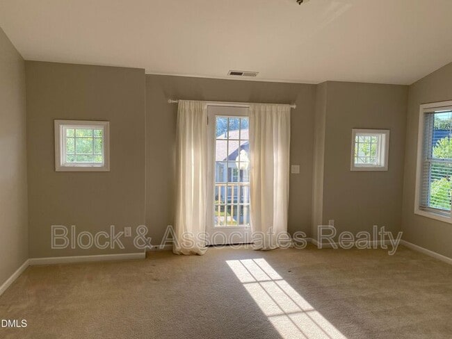 Foto del edificio - 975 Branch Line Ln