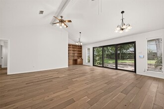 Building Photo - 12411 Pinerock Ln