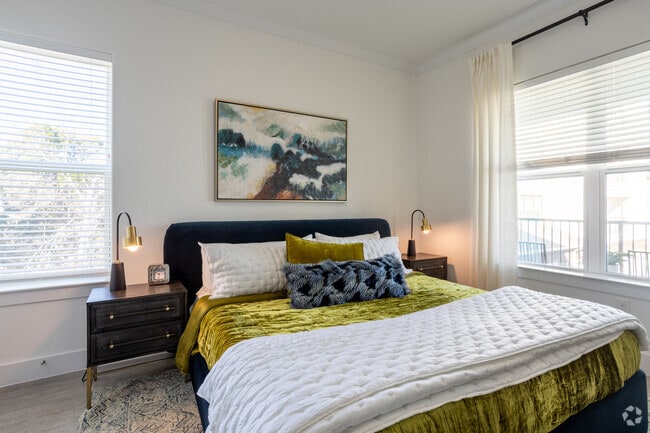 1BR, 1BA - 798SF - Reveal at Onion Creek