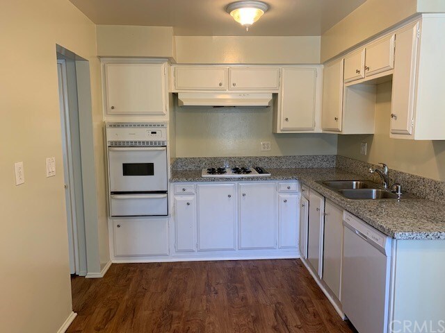 Foto del edificio - 220 12th St