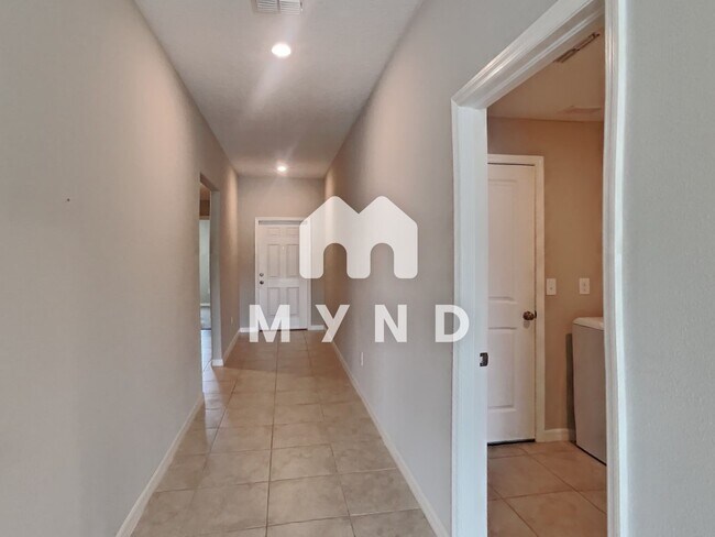 Building Photo - 10411 Alder Green Dr