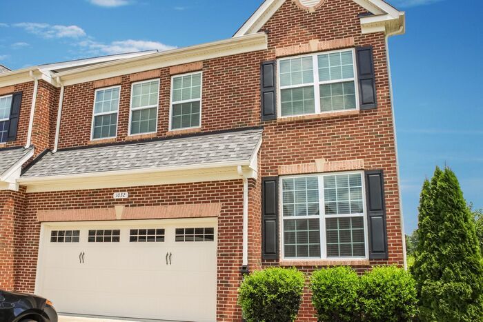 Primary Photo - Spacious 3-Story TownHome in Agricopia, 3 ...