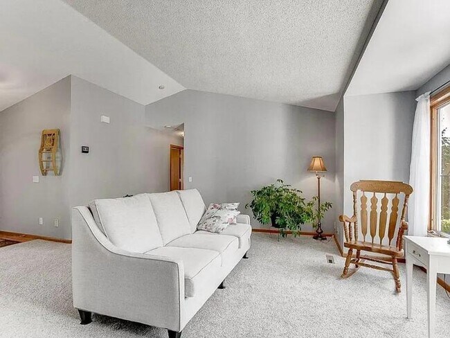 Foto del edificio - 6822 175th St W