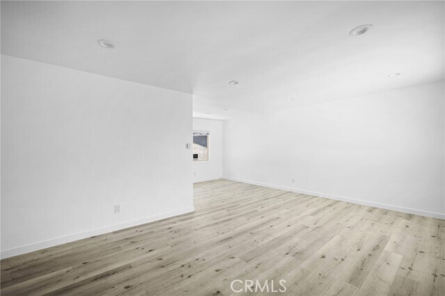 Foto del edificio - 7969 Norton Ave