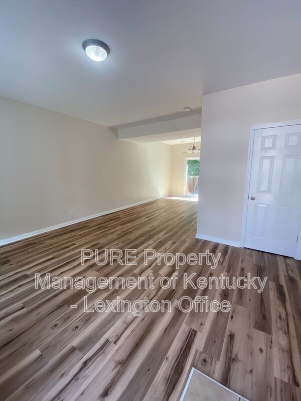 Building Photo - 1156 Appian Crossing Way