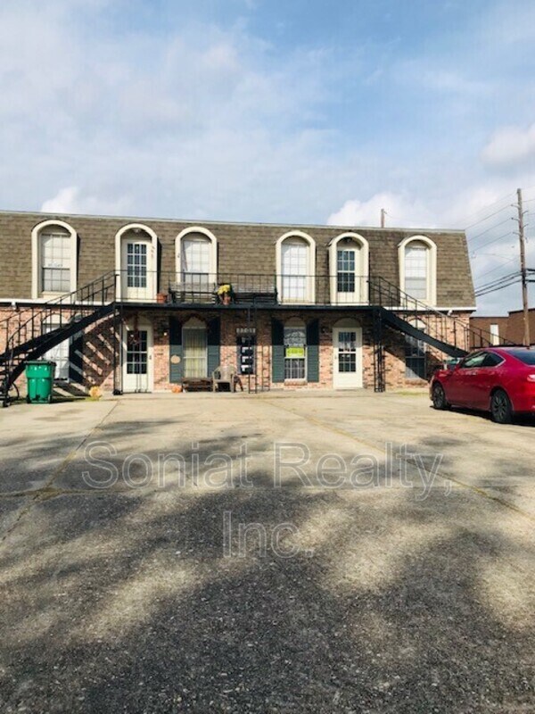 Building Photo - 3701 Jean Pl