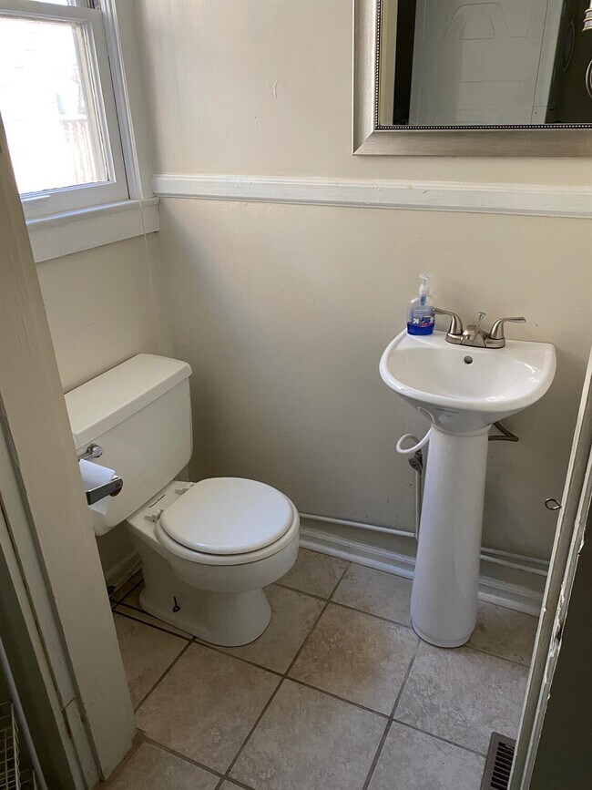 Foto del edificio - 423 Steele St