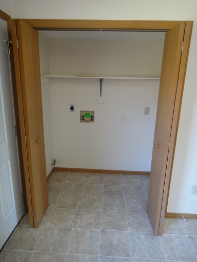 laundry closet - 1535 Hawk Cir