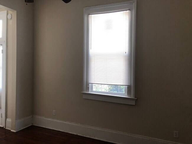 Second room - 505 S Rendon St