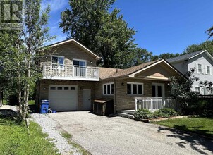 Building Photo - 210 Ways Bay Dr