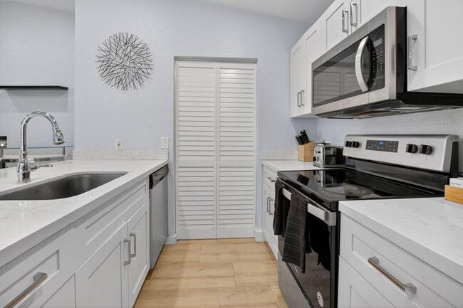 Photo - 22270 Pineapple Walk Dr Townhome
