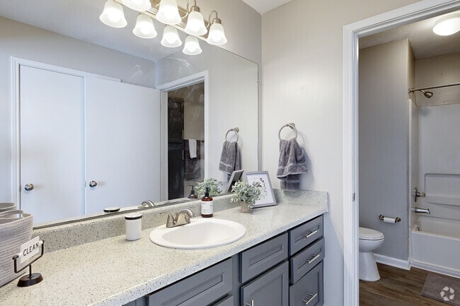 3BD 2BA 1,275 SF - Bayou Landing
