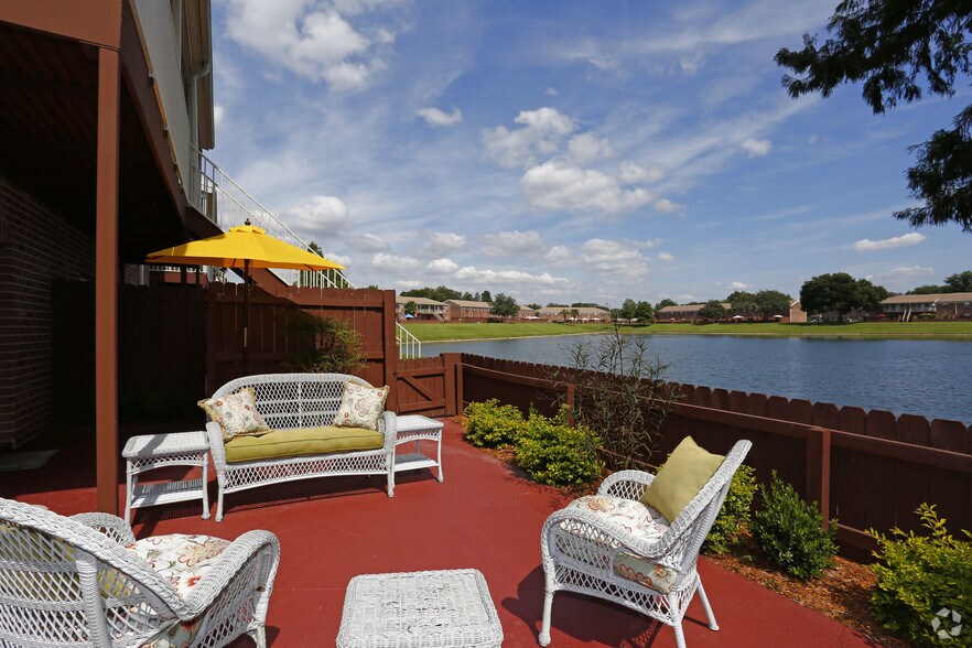 Carlton Arms Of Ocala Als Fl Apartments Com