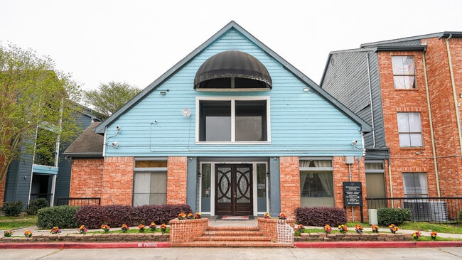Foto del edificio - Canfield Lakes